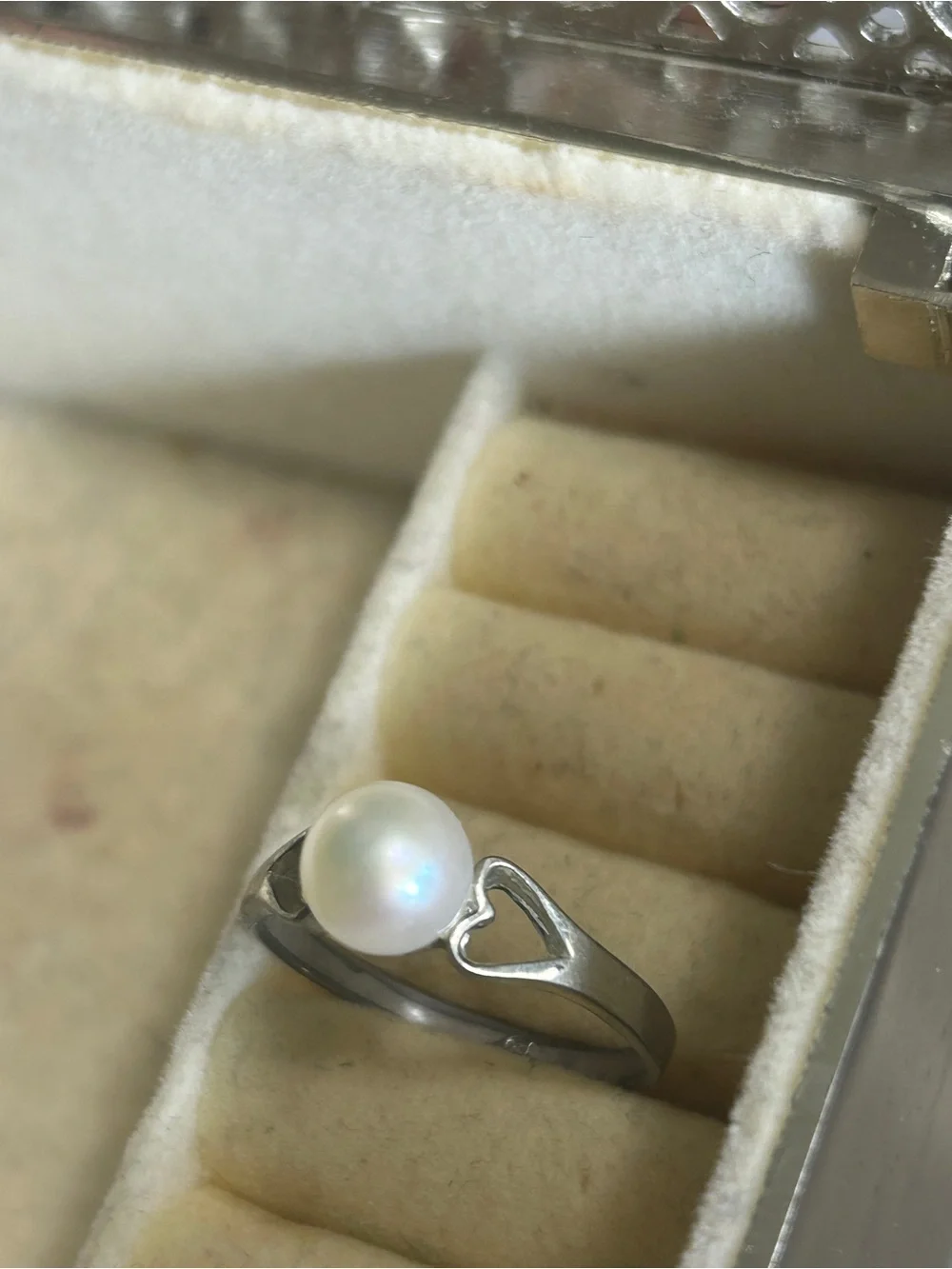 Pearl Heart Accent Ring - White Pearl on Silver-Tone Band